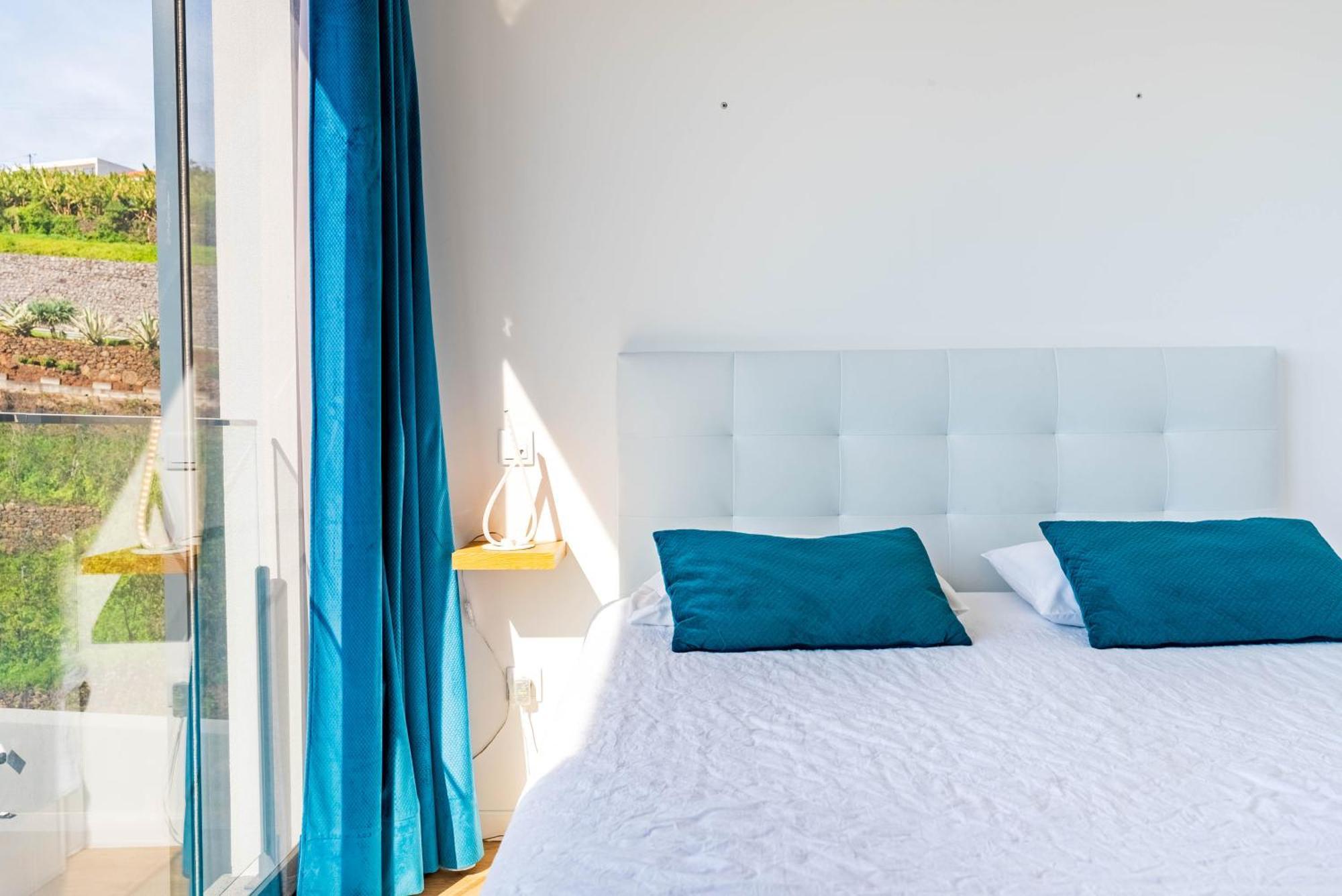 Casa Branca, Beautiful Sea View Apartment Estreito Da Calheta Ngoại thất bức ảnh